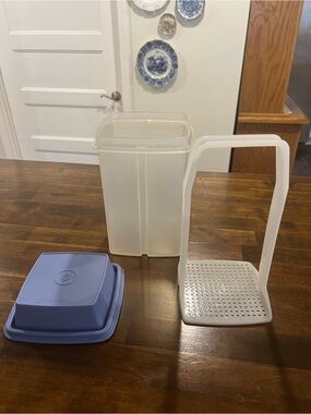 Vintage Tupperware Pick-A-Deli Container